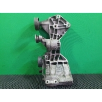 Кронштейн генератора Mercedes A W169 2006 A 640 202 10 40