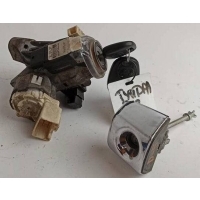 Замок зажигания Toyota Tundra 2012 2012 6905702361
