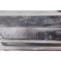 Решётка бампера центральная nissan primera hatchback p12 62330au300 1.8l