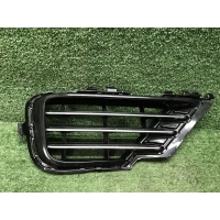 Решетка перед бампера Vw Touareg 2 Nf (2014-2018) 7P6854662D041