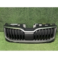 Решетка радиатора Skoda Octavia A7 (2017-2020) 5E0853653A9B9