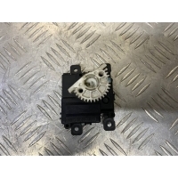 Моторчик заслонки печки Toyota Land Cruiser 200 (2008-2021) 2010 0638000920
