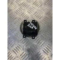 Моторчик заслонки печки Toyota Land Cruiser 200 (2008-2021) 2010 0638000920