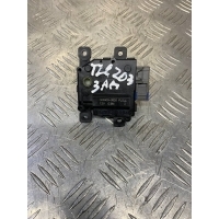 Моторчик заслонки печки Toyota Land Cruiser 200 (2008-2021) 2010 0638000920