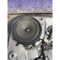 Динамик Audi A4 B6 2002