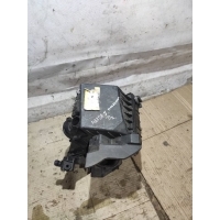 Корпус воздушного фильтра Mazda 5 1 2009