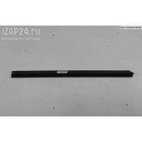 Молдинг двери задней правой Volkswagen Golf-2 1985 193853754