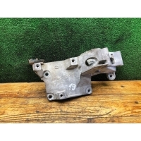 Кронштейн генератора Volkswagen Golf 4 2003 038903143AG