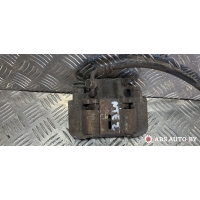 Суппорт задний правый Toyota RAV4 2 (XA20) 2003