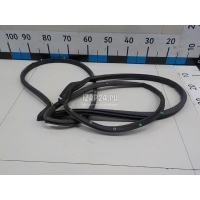 Уплотнитель двери Toyota Corolla E15 (2006 - 2013) 6786202190