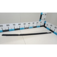 Накладка стекла заднего правого Toyota Yaris (2005 - 2011) 681800D050
