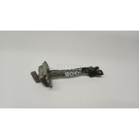 Ограничитель двери Toyota Yaris (2005 - 2011) 686300D060