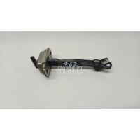 Ограничитель двери Toyota Yaris (2005 - 2011) 686100D040