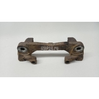 Скоба суппорта переднего Toyota Yaris (2005 - 2011) 477210D070