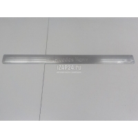 Накладка порога (внутренняя) Mercedes Benz W204 (2007 - 2015) 2046800135