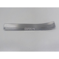 Накладка порога (внутренняя) Mercedes Benz W204 (2007 - 2015) 2046800335