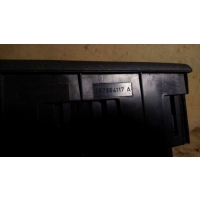 CD-чейнджер Volkswagen Passat B3 1994 357864117A