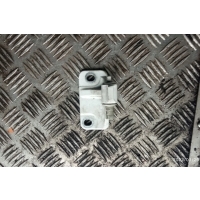 Петля левая передняя дверь mercedes-benz спринтер 3-t 906 a047058