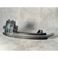 повторитель поворота в зеркале левый Audi A4 B8/8K 8K0949101C,8K0949101B,8K0949101D