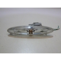 Повторитель на крыло белый Toyota GS 300/400/430 (2005 - 2011) 8173030131