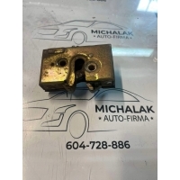 Замок дверь левый передний audi 80 b3 893837015c