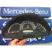 Щиток приборов (приборная панель) Mercedes Sprinter 2001 A0014468721,A0014466621,A0014468721,901,902,903,904,A0014466621,A0014464621,A0015424601