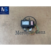 Датчик ускорения Mercedes E W211 2004 A0025426618,A0015404417