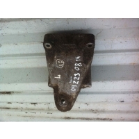 Кронштейн двигателя Mercedes C W202 1996 A1042230804,A1042231504