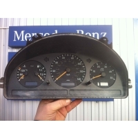 Щиток приборов (приборная панель) Mercedes ML W163 2004 A1635403111A,A1635404111,A1635405911,A1635407711,A1635409611,A1635401947