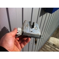 Замок багажника Mercedes ML W163 2003 A1637400235,1637400235,A1637400135,A1637400035