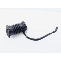 Патрубок воздушного фильтра Mazda CX-5 KE 2011 PE0113221, PE01-13-221