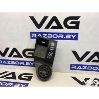 Кронштейн радиатора Chevrolet Equinox 3 2020 84164532