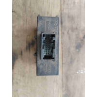 Блок управления стеклоподъемниками Peugeot 406 1997 9624799080