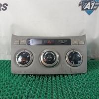 блок управления климат-контролем Toyota Voxy AZR60 2004 5590228320B0