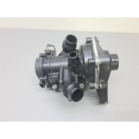 Помпа Volkswagen Tiguan 2 2016 06L121111K, 06L121012A