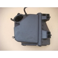 корпус воздушного фильтра AUDI A6 (C5) 1997-2004 AUDI A6 (C5) 1997-2004 1998 4B0133837E, 4B0133837F,