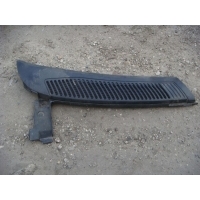 накладка стеклоочистителя (жабо) RENAULT MEGAN 1996-1999 RENAULT MEGAN 1996-1999 1997 7700834098,