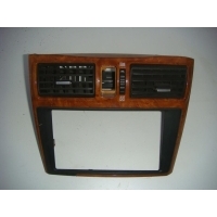 дефлектор воздушный NISSAN MAXIMA (A33) 1999-2006 NISSAN MAXIMA (A33) 1999-2006 2005 68750-6Y600, Совместимые OEM номера 68750-6Y60A