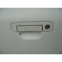 ручка двери наружная AUDI 100 (45) 1991-1994 AUDI 100 (45) 1991-1994 1991 4A0837205J, Совместимые OEM номера 4A0837205A