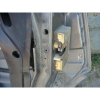 замок двери AUDI 100 (44) 1983-1991 AUDI 100 (44) 1983-1991 1986 443839016E,