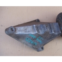 кронштейн двигателя AUDI A8 (D2) 1994-2003 AUDI A8 (D2) 1994-2003 1996 4D0199307E,