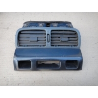 дефлектор воздушный NISSAN MAXIMA (A32) 1994-2000 NISSAN MAXIMA (A32) 1994-2000 1995 68750-44U00, Совместимые OEM номера 68750-44U10