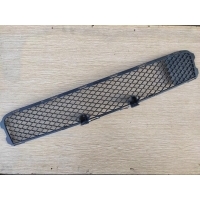 решетка бампера MITSUBISHI LANCER X 2007- MITSUBISHI LANCER X 2007- 6400A827,