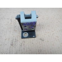 петля двери () AUDI A8 (D2) 1994-2003 AUDI A8 (D2) 1994-2003 1995 4D0831401,