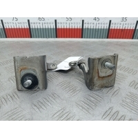 Петля крышки (двери) багажника Volkswagen Golf 5 (2003-2008) 2006 ,1K6827301C