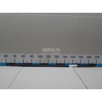 Накладка стекла переднего правого VAG Fabia (2007 - 2015) 5J0837478A