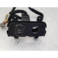 Разъем AUX / USB Kia Stinger 2019 96125J5200