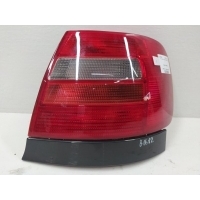 Фонарь задний правый Audi A4(B5) 1996