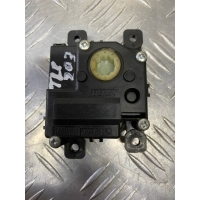 Моторчик заслонки печки Toyota Land Cruiser 200 (2008-2021) 2010 0638001030
