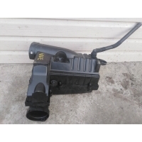корпус воздушного фильтра Volkswagen Passat 3C2 2009 1K0129607AG, 1K0129601BC